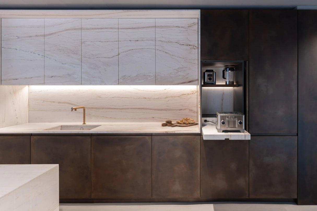 Cocina de melamina y mármol - NATIVIA