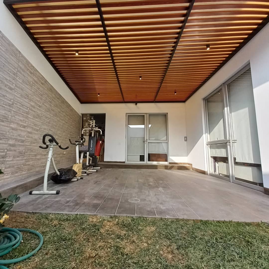 Pérgola de madera para patio - MAÉVA