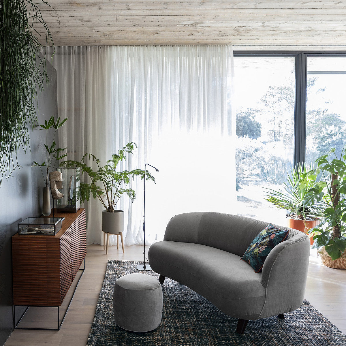 Sofa_XS_Carbono_-_BEESBURY