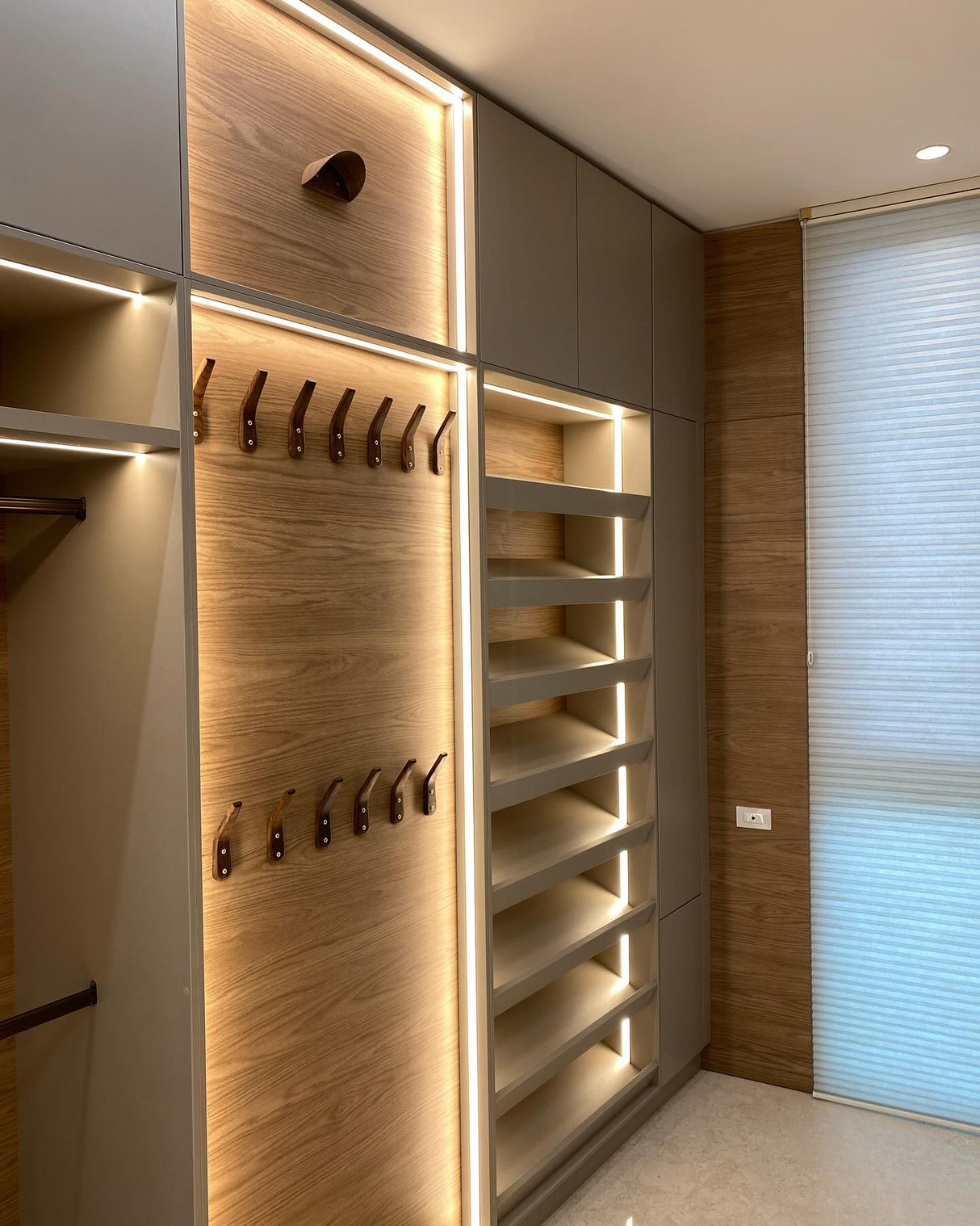 Walking closet con iluminación LED - FAIRFAX