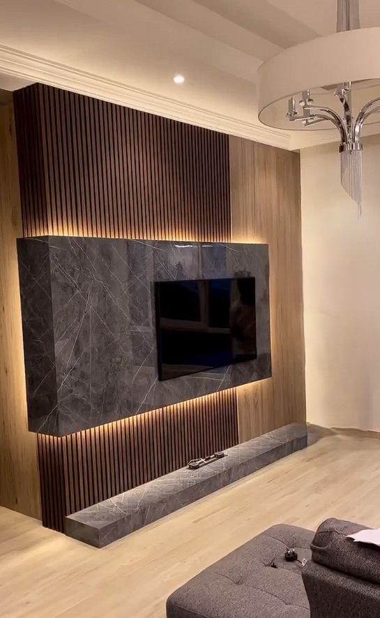 Mueble de Tv  - STRADIVARIUS